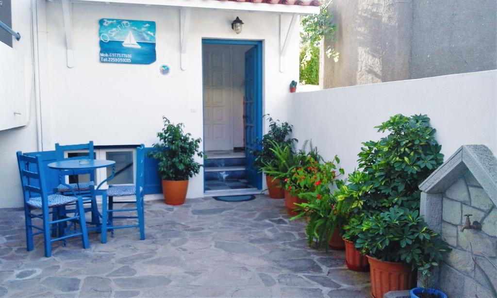 Ostria Eressos Rooms Skala Eresou Exterior photo